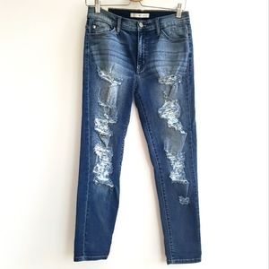 KanCan Distressed Jeans